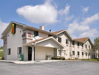 Super 8 By Wyndham Lewisburg Hotel Exterior foto